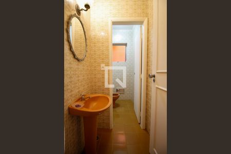 Casa à venda com 237m², 3 quartos e 1 vagaLavabo