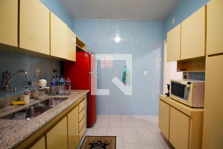 Casa à venda com 237m², 3 quartos e 1 vagaCozinha