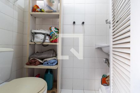 Apartamento à venda com 182m², 3 quartos e 2 vagasBanheiro de Serviço