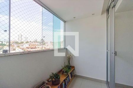Varanda de apartamento à venda com 3 quartos, 90m² em Sagrada Família, Belo Horizonte