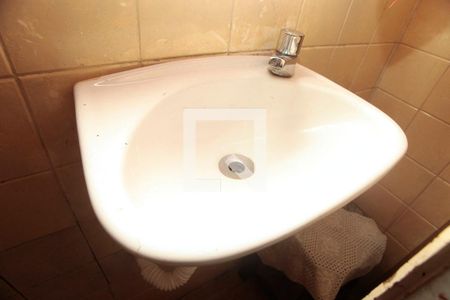 Apartamento para alugar com 140m², 7 quartos e sem vagaBanheiro 1