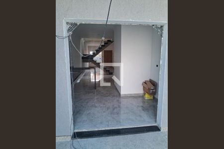 Casa à venda com 120m², 3 quartos e 2 vagas Casa à venda com 120m², 3 quartos e 2 vagasFoto 03