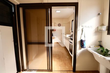 Apartamento para alugar com 100m², 3 quartos e 1 vagaÁrea de Serviço