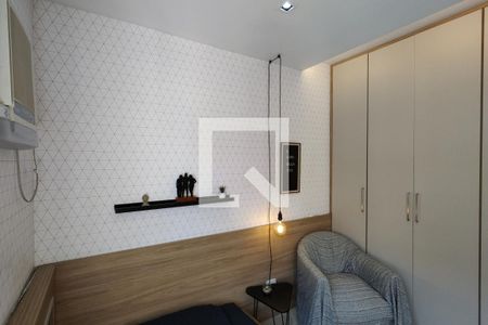 Apartamento à venda com 230m², 4 quartos e 2 vagasQuarto 2 - Armários