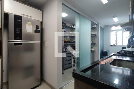 Apartamento à venda com 230m², 4 quartos e 2 vagasCozinha - Armários