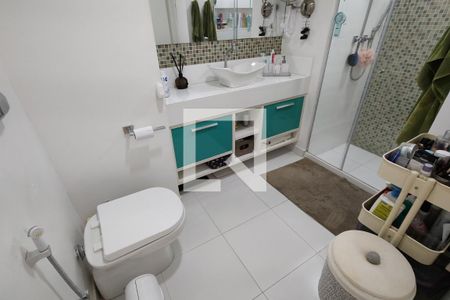 Apartamento à venda com 230m², 4 quartos e 2 vagasBanheiro da Suíte