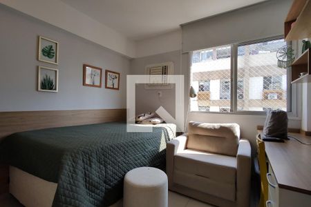 Apartamento à venda com 230m², 4 quartos e 2 vagasQuarto 3 - Armários