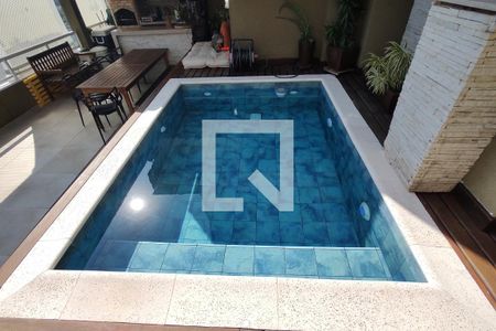 Apartamento à venda com 230m², 4 quartos e 2 vagasCobertura