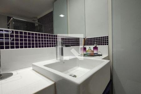 Apartamento à venda com 230m², 4 quartos e 2 vagasBanheiro Social 2