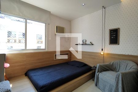 Apartamento à venda com 230m², 4 quartos e 2 vagasQuarto 2 - Armários