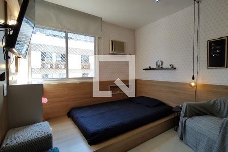 Apartamento à venda com 230m², 4 quartos e 2 vagasQuarto 2 - Armários