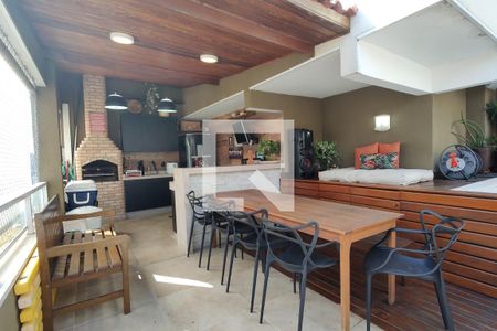 Apartamento à venda com 230m², 4 quartos e 2 vagasCobertura