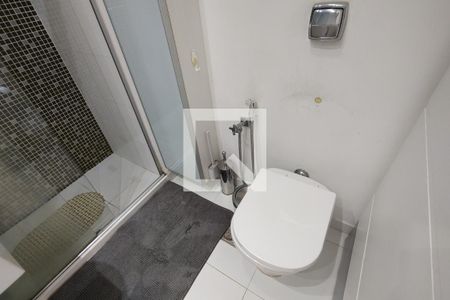 Apartamento à venda com 230m², 4 quartos e 2 vagasBanheiro Social