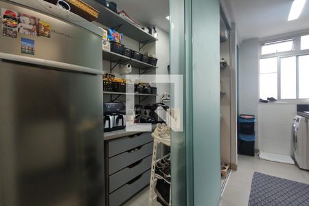 Apartamento à venda com 230m², 4 quartos e 2 vagasCozinha - Armários