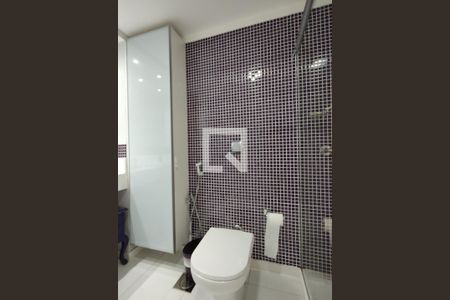 Apartamento à venda com 230m², 4 quartos e 2 vagasBanheiro Social 2