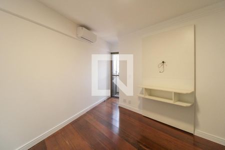 Apartamento à venda com 228m², 3 quartos e 2 vagasQuarto 2