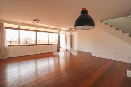 Sala de apartamento à venda com 3 quartos, 228m² em Cambuí, Campinas