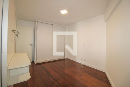 Apartamento à venda com 228m², 3 quartos e 2 vagasQuarto 2