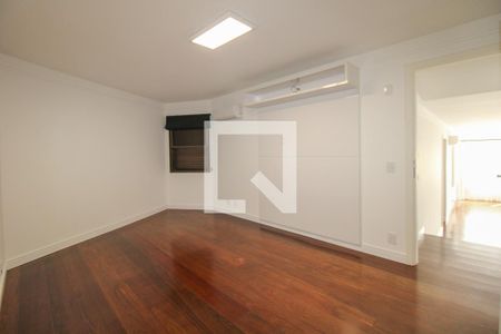 Apartamento à venda com 228m², 3 quartos e 2 vagasSuíte 