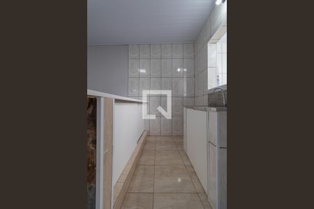 Sala e Cozinha Integrada de casa para alugar com 2 quartos, 45m² em Jardim Santo Antonio, São Paulo