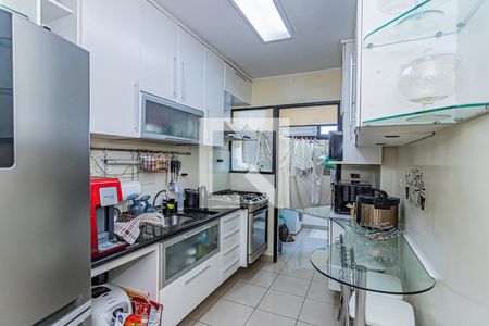 Apartamento à venda com 90m², 3 quartos e 2 vagasCozinha
