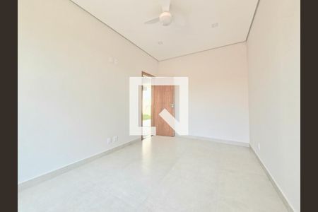 Casa de condomínio à venda com 225m², 5 quartos e 3 vagas Casa de condomínio à venda com 225m², 5 quartos e 3 vagasQuarto 5