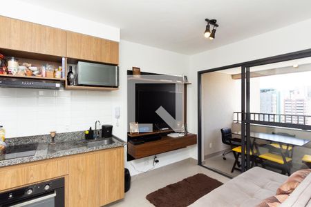 Sala/Cozinha de apartamento à venda com 1 quarto, 31m² em Indianópolis, São Paulo