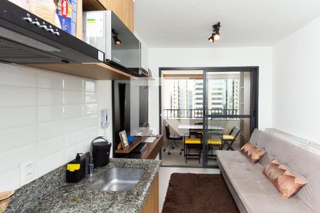 Sala/Cozinha de apartamento à venda com 1 quarto, 31m² em Indianópolis, São Paulo