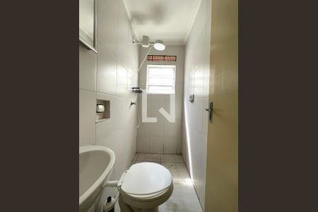 Banheiro de apartamento para alugar com 1 quarto, 24m² em Jardim Oriental, São Paulo