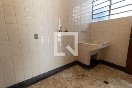 Casa à venda com 226m², 4 quartos e 2 vagasÁrea de Serviço