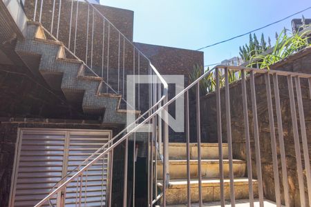 Casa à venda com 226m², 4 quartos e 2 vagasQuintal