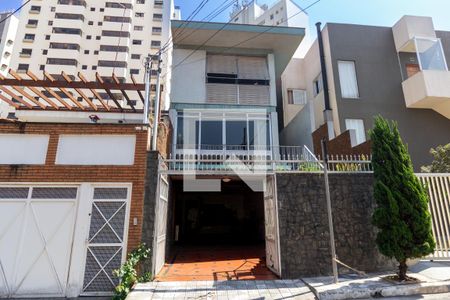 Casa à venda com 226m², 4 quartos e 2 vagasGaragem