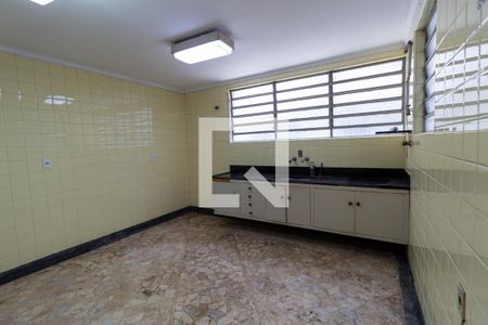 Casa à venda com 226m², 4 quartos e 2 vagasCozinha