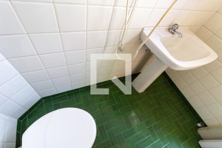 Casa à venda com 226m², 4 quartos e 2 vagasBanheiro da Suite Externa