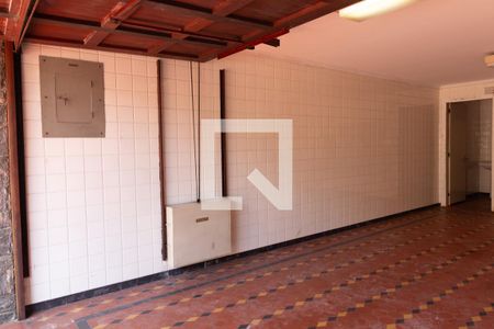 Casa à venda com 226m², 4 quartos e 2 vagasGaragem