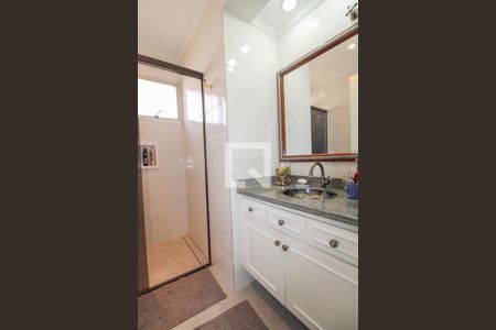 Apartamento à venda com 250m², 3 quartos e 2 vagasBanheiro Social