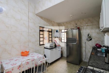 Casa para alugar com 360m², 3 quartos e 3 vagas Casa para alugar com 360m², 3 quartos e 3 vagasCozinha