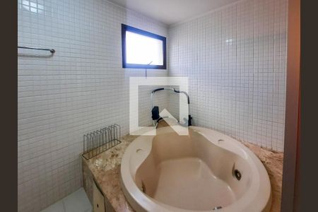 Apartamento à venda com 275m², 3 quartos e 1 vagaBanheiro da Suíte master 2
