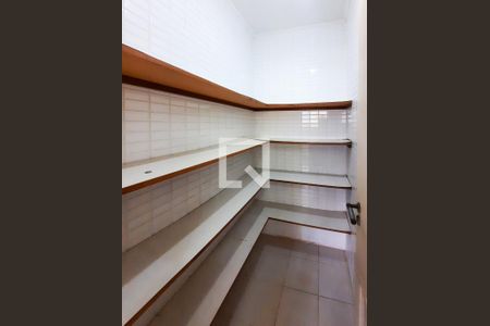 Apartamento à venda com 275m², 3 quartos e 1 vagaDespensa