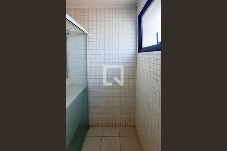 Apartamento à venda com 275m², 3 quartos e 1 vagaBanheiro da Suíte 1