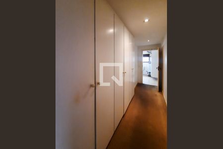 Apartamento à venda com 275m², 3 quartos e 1 vagaCorredor - Armários