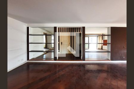 Apartamento à venda com 275m², 3 quartos e 1 vagaSala