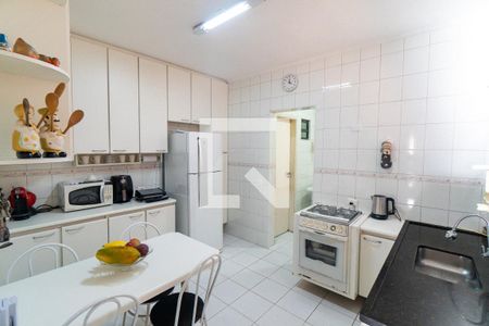 Casa de condomínio à venda com 132m², 3 quartos e 2 vagasCozinha