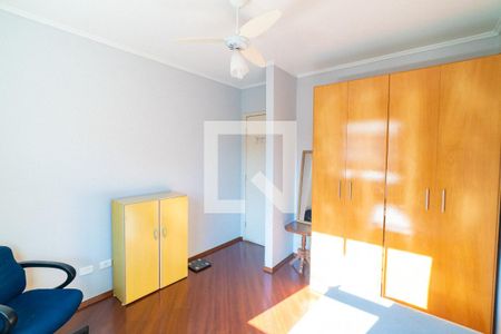 Casa de condomínio à venda com 132m², 3 quartos e 2 vagasQuarto 1