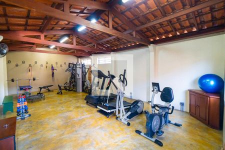 Casa de condomínio à venda com 132m², 3 quartos e 2 vagasÁrea comum - Academia