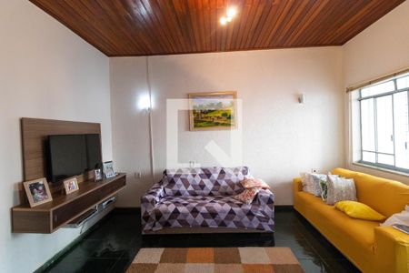 Sala de casa à venda com 4 quartos, 274m² em Centro, Campinas