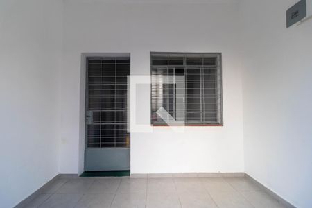 Casa à venda com 274m², 4 quartos e 8 vagas Casa à venda com 274m², 4 quartos e 8 vagasVaranda de Entrada