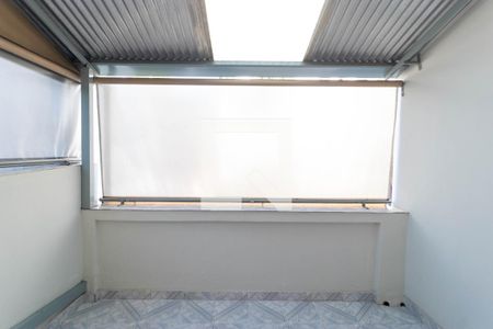 Casa à venda com 274m², 4 quartos e 8 vagas Casa à venda com 274m², 4 quartos e 8 vagasSacada do Quarto 03