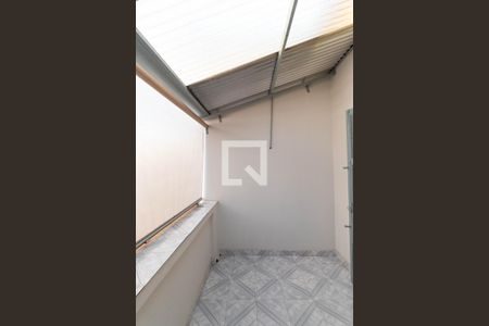 Casa à venda com 274m², 4 quartos e 8 vagas Casa à venda com 274m², 4 quartos e 8 vagasSacada do Quarto 03