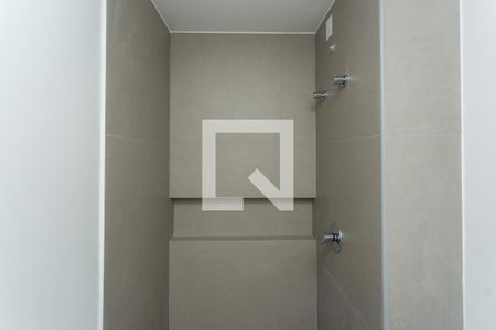 Apartamento à venda com 71m², 2 quartos e 1 vaga Apartamento à venda com 71m², 2 quartos e 1 vagaBanheiro